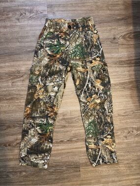 Woman’s Camo High Waisted Cargo Pants